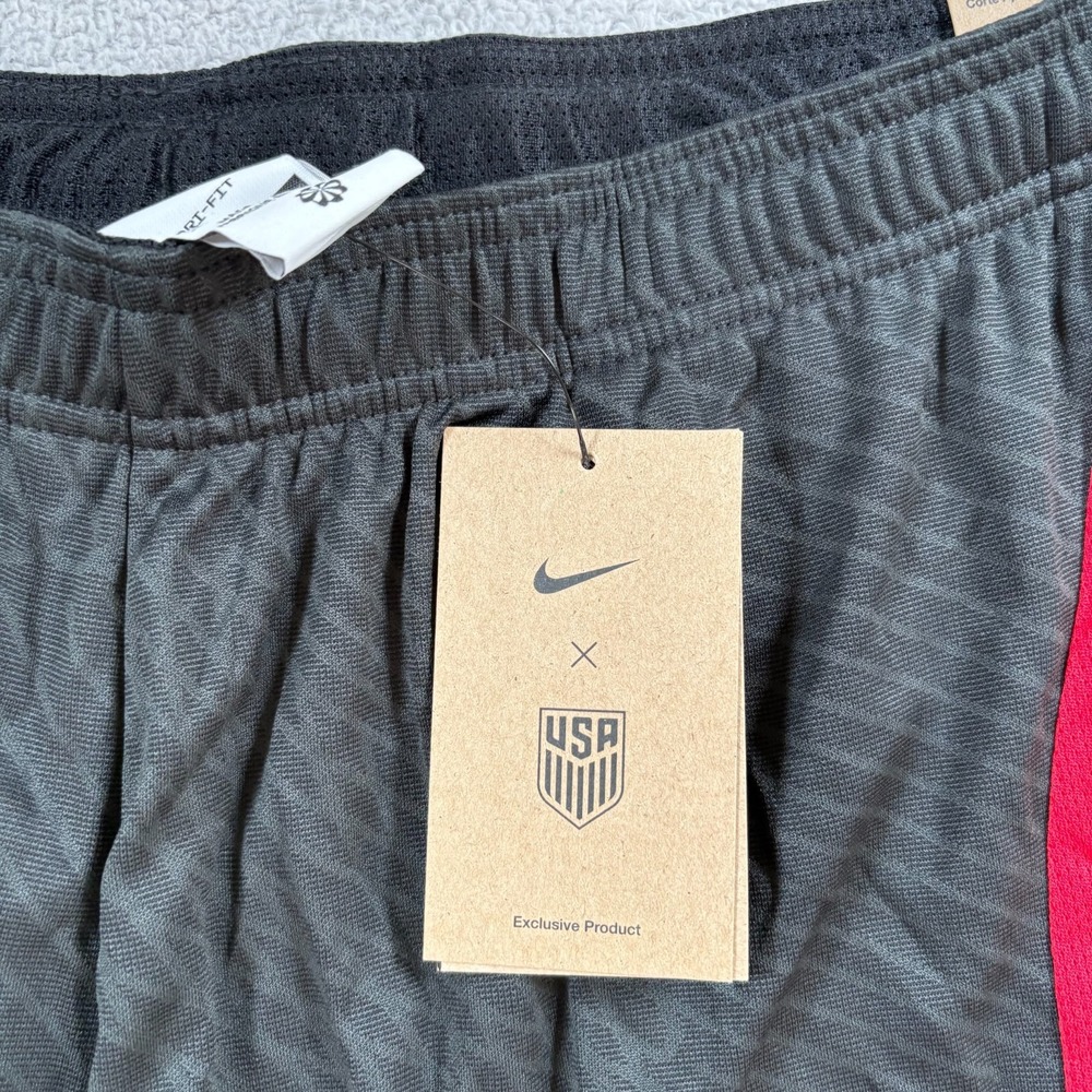 Nike Shorts Mens Large Black United States National Soccer Team USWNT Slim Fit - Picture 2 of 8